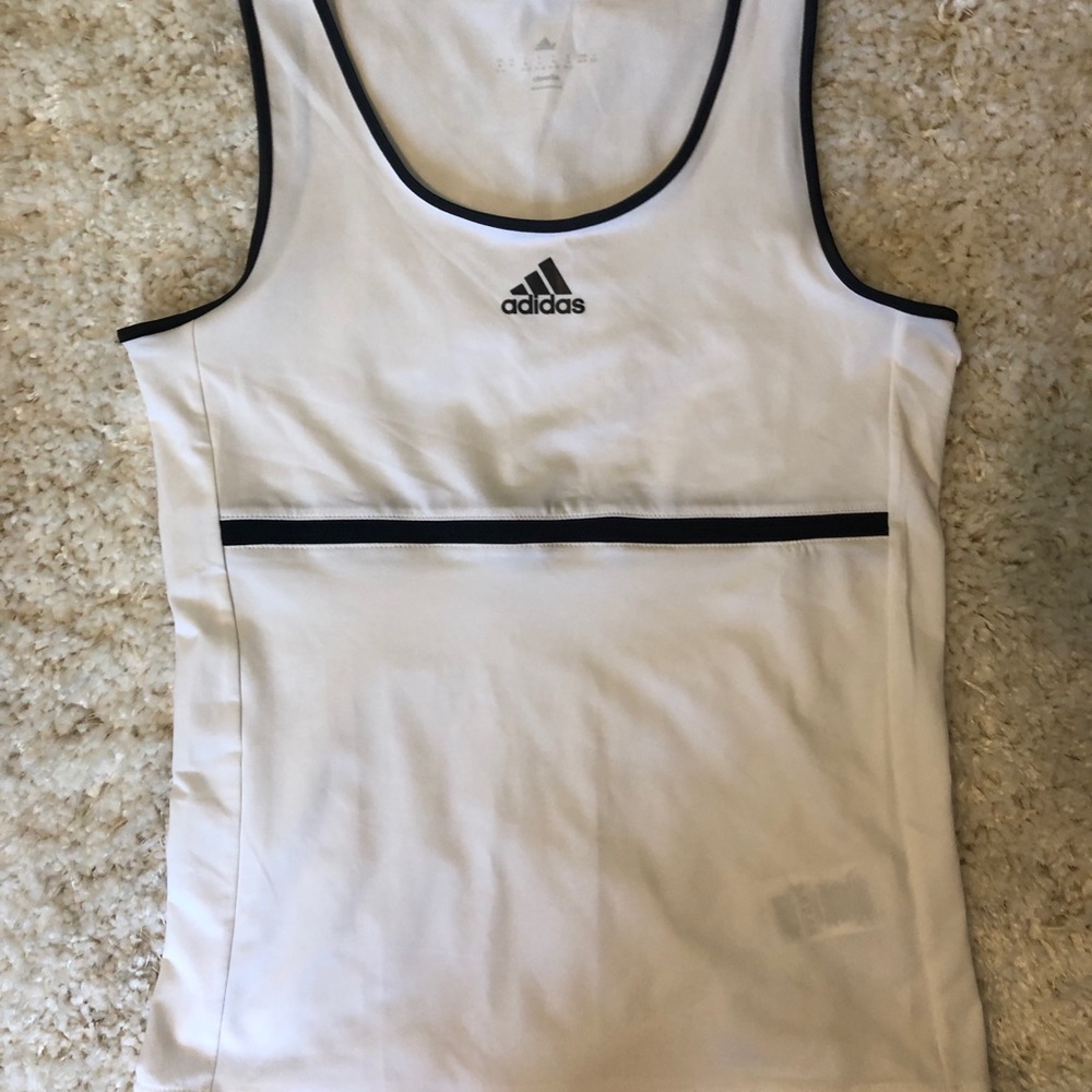 Adidas tennis top